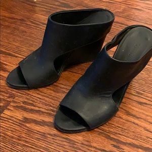 Black Vince mules
